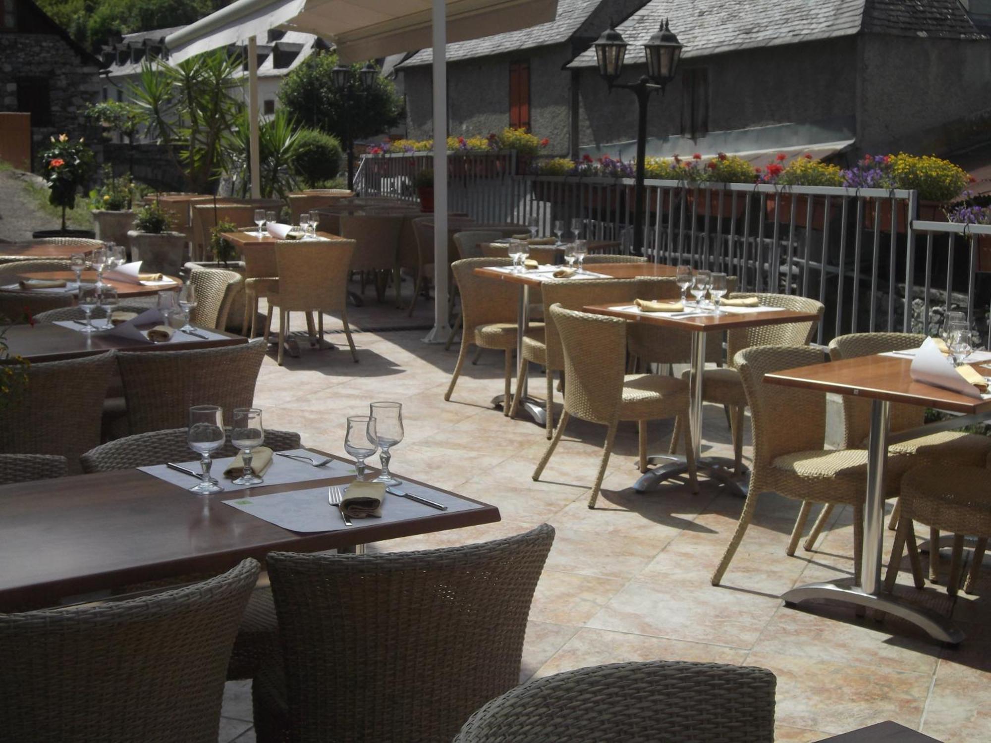 Logis Auberge de l'Isard Saint-Lary-Soulan Buitenkant foto