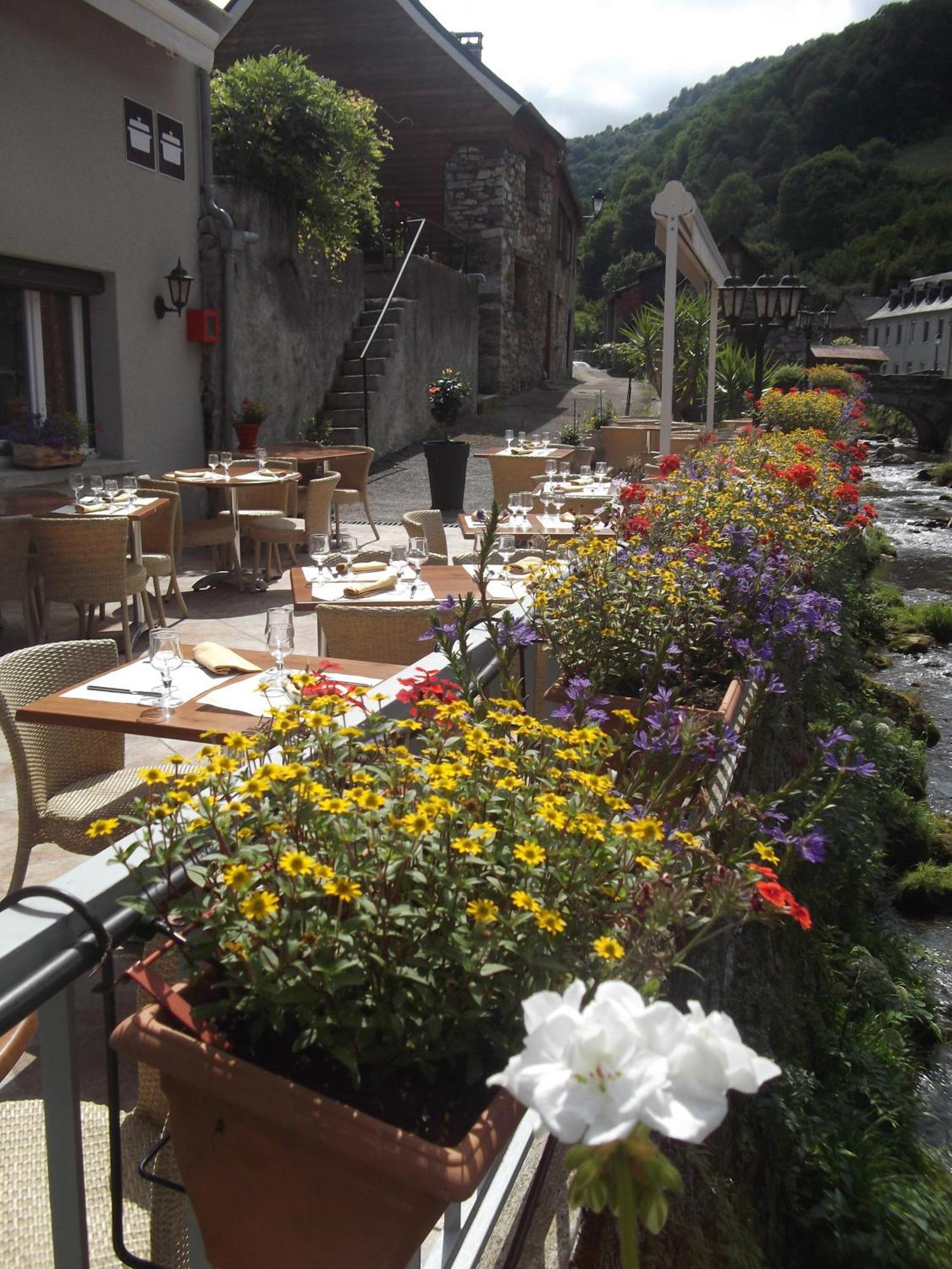 Logis Auberge de l'Isard Saint-Lary-Soulan Buitenkant foto